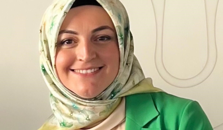 Bayram ziyaretleri toplumsal dayanışmayı güçlendiriyor!