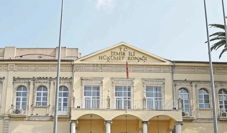 İzmir’de YASAK BAŞLADI, 5 gün toplantı, gösteri, yürüyüş yapmak yasak