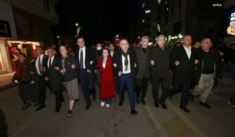 Manisa’dan İmamoğlu’na destek