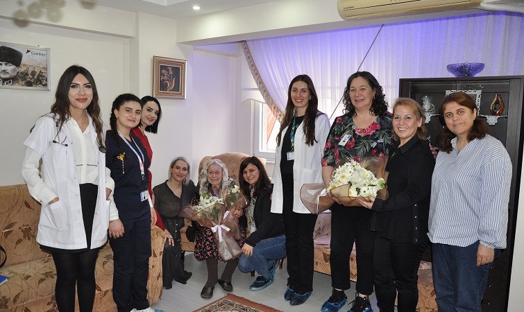 Yaşlılar Haftasında 102 Yaşındaki Şefika Teyzemizi Ziyaret