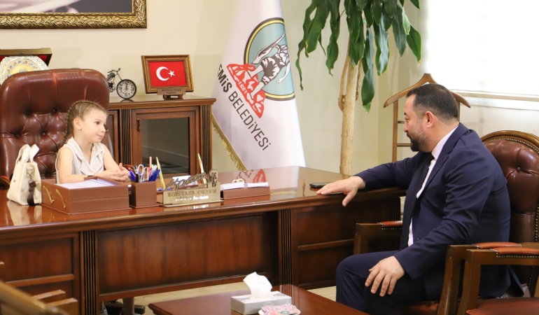 23 Nisan’da Ödemiş Başkanlık Koltuğuna Esila Oturdu