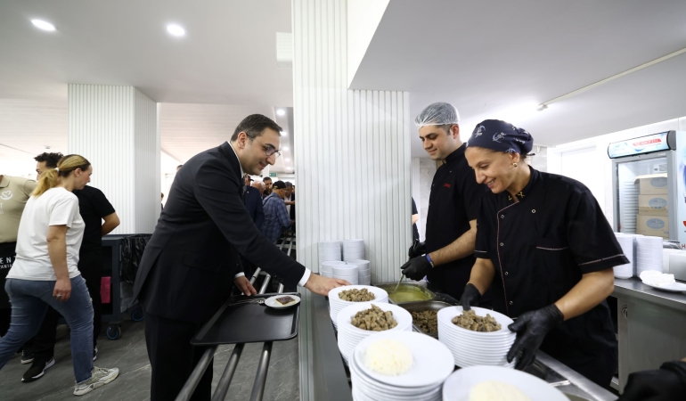 Balçova Kent Lokantası ve Bal Kafe hizmete girdi 