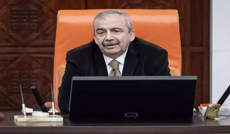 İzmir’de siyasilerden Sırrı Süreyya Önder’e geçmiş olsun