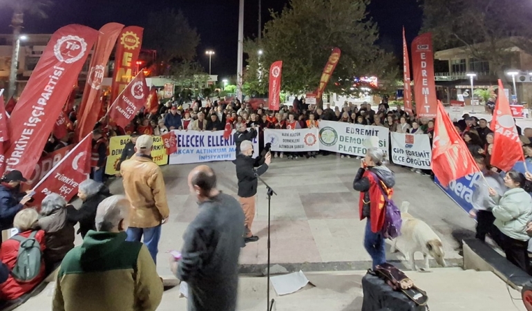 Altınoluk’ta “Adalet ve özgürlük” yürüyüşü: Edremit Demokrasi Platformu’ndan güçlü mesaj