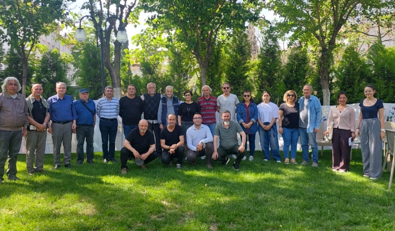 Manisa Çevre Platformu Alaşehir’de toplandı: İklim krizi, çiftçi sorunları ve çevre mücadelesi masaya yatırıldı