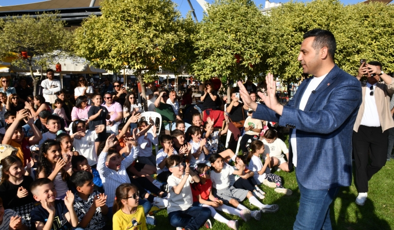 1.Çiğli Çocuk Kitap Günleri Renkli ve Coşkuyla Sürüyor