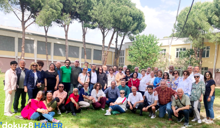 Manisa’da Spor Akademisi mezunları yıllar sonra İlahiyat Fakültesi olan okullarında buluştu