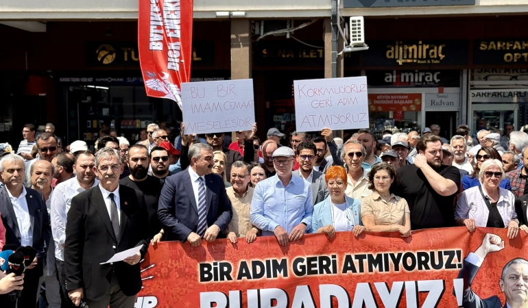 CHP Balıkesir İl Başkanlığı’ndan Özgür Özel’e Yapılan Saldırıya Sert Tepki: Kurtuluş irademizde, iktidar milletimizdedir