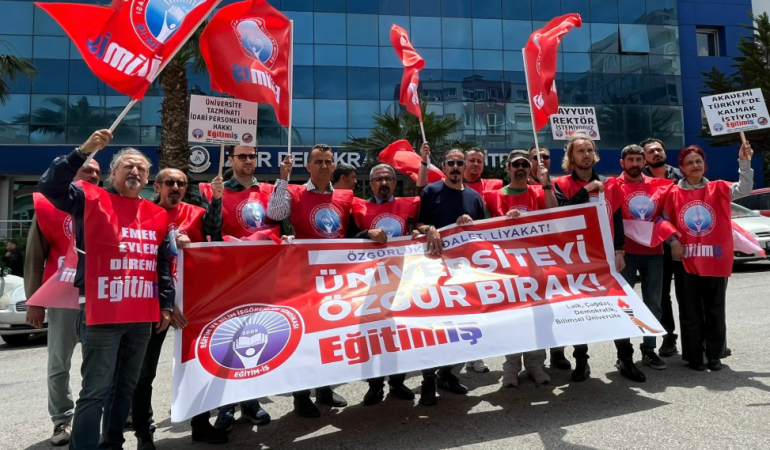 Eğitim-İş İzmir 4 No’lu Şube: Üniversitelerimiz bilim değil rant üreten kurumlara dönüştürülüyor