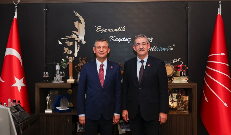 CHP lideri Özgür Özel’e saldırıya Balıkesir CHP’den tepki