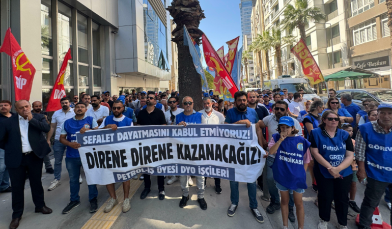 DYO işçileri grevin 37’nci gününde holding binası önünde: Sefalet dayatmasına teslim olmayacağız