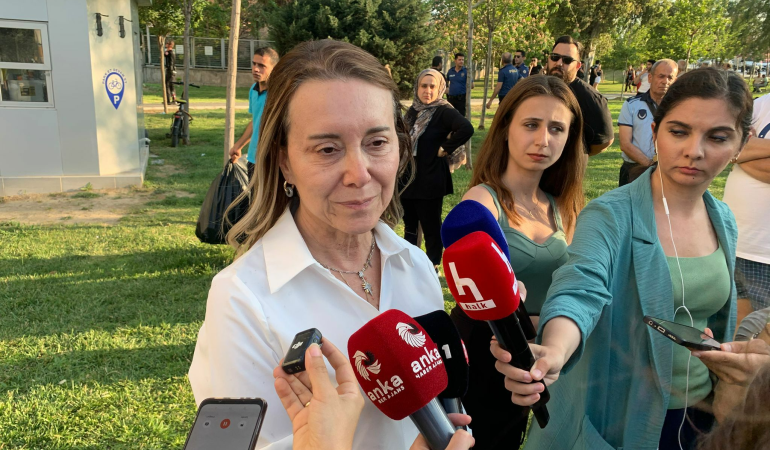 Konak Belediye Başkanı Mutlu: Yangın kontrol altına alındı