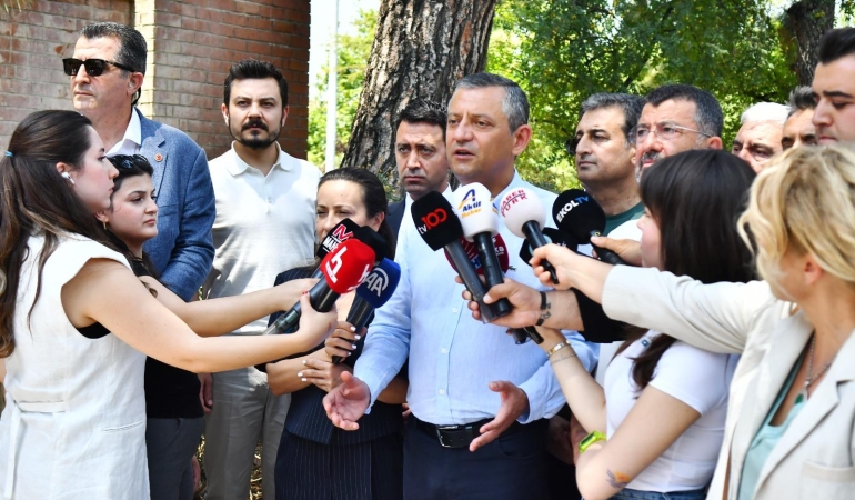 CHP Genel Başkanı Özgür Özel: Soruşturma, Manisa’nın savcılarına emanet
