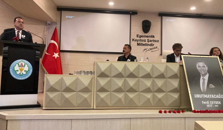 Besim Dutlulu Manisa Büyükşehir Belediye başkanı seçildi