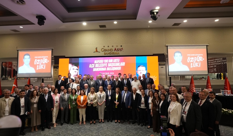 CHP’li belediye başkanları Balıkesir’de buluştu