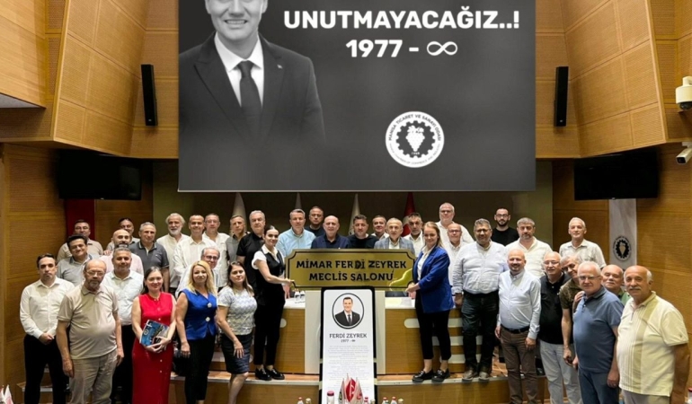 MTSO’dan anlam meclis: Ferdi Zeyrek için saygı duruşunda bulundular