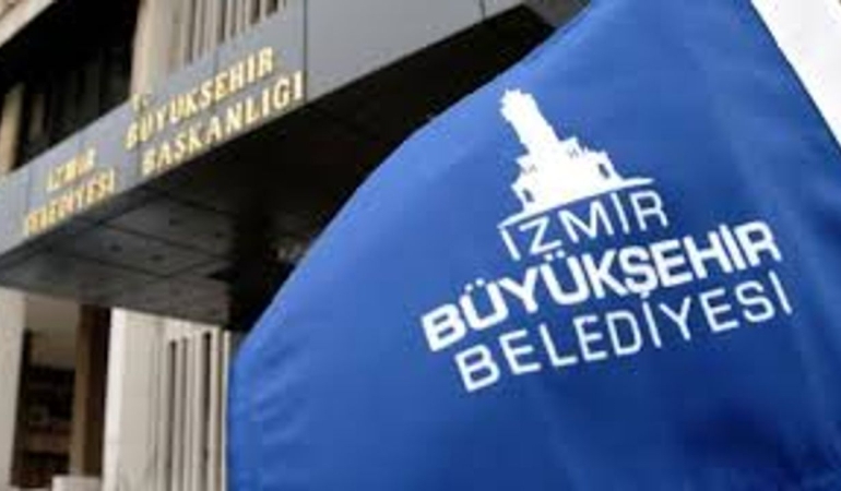 İzmir Büyükşehir Belediye Meclisinde AKP’li ve CHP’li üyeler arasında tartışma
