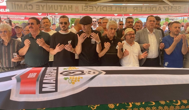 Manisa’nın Şapkacı Fethi Babaya son veda