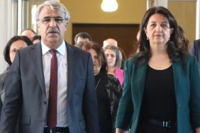 DEM-Parti-Imrali-Heyeti-Imrali-Adasinda-Abdullah-Ocalan-ile-gorustu.jpg