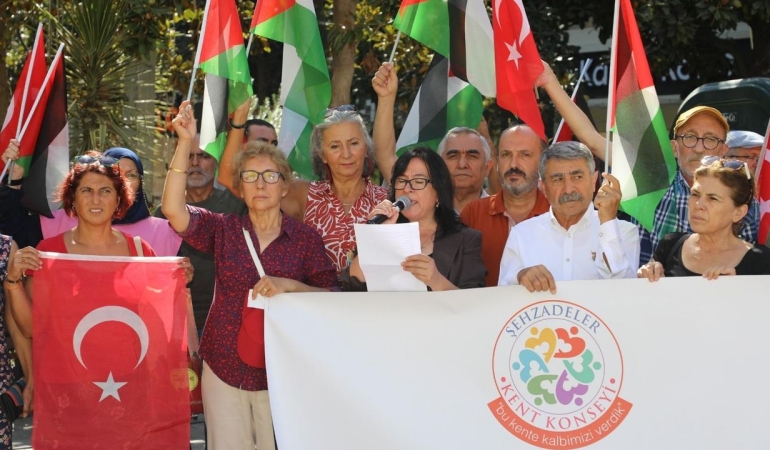 Manisa Kent Konseylerinden Filistin eylemi