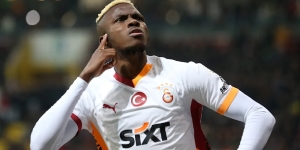 Galatasarayda-Osimhen-soku-Sakatligindaki-son-durum-ne.jpg