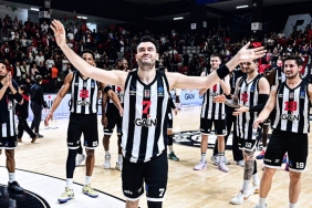 Besiktas-GAIN-EuroCupta-JL-Bourgu-30-farkla-gecti.PNG