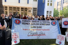 Ege Üniversitesi çalışanları ödenmeyen alacakları için hastane önünde eylemde