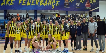 Fenerbahce-Opet-FIBA-Avrupa-Liginde-DVTK-Hunthermi-agirliyor.jpg