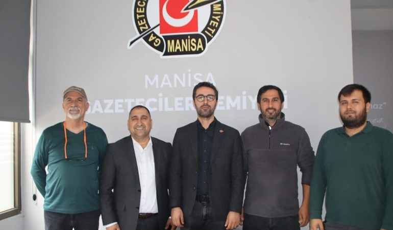 Manisalı gazetecilere yüzde 50 indirimli UMRE protokolü