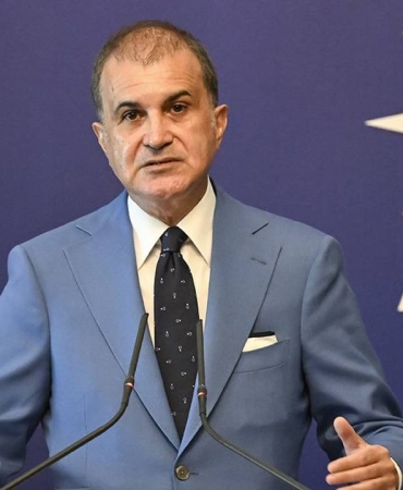 AKP Sözcüsü Çelik: SDG silah bırakmalı, milli güvenlik pazarlık kabul