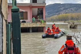 Arnavutluk'ta sel felaketi: Çok sayıda aile tahliye edildi