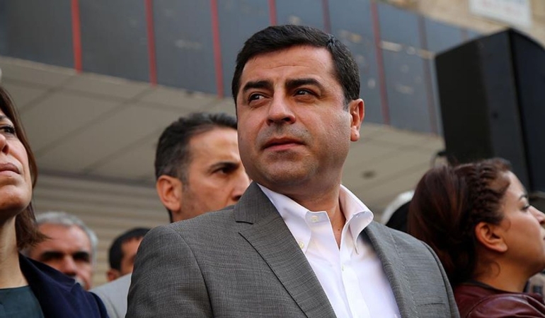 Demirtaş’tan Arınç’a yalanlama ve siyasetçilerle görüşmeme kararı