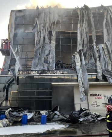 Dilovası’ndaki imalathanede çalışanlar: “Çayın dibini bize veriyorlardı”