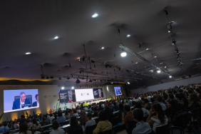 Dünya COP30'da Fosil Yakıtları Bir Kenara Bırakan Metni Onayladı