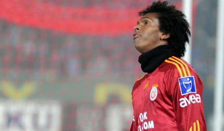 Eski Galatasaray oyuncusu Jo gözaltına alındı