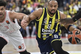 Fenerbahçe Beko, Hapoel Tel Aviv'i 74-68 mağlup etti