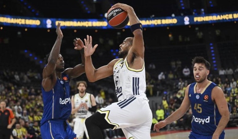 Fenerbahçe Beko, Maccabi Tel Aviv’i 84-75 mağlup etti