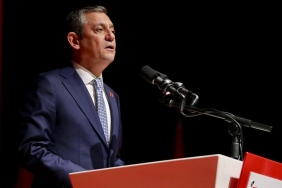 Özgür Özel: Birileri milletin barış umutlarını heba ederse, biz buradayız;