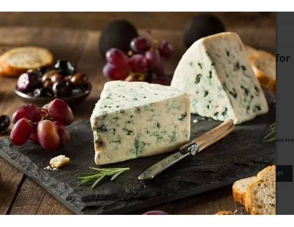 Rokfor Peyniri: Fransız Mutfağının Küflü Lezzeti, Kalorisi ve Sağlığa Etkileri