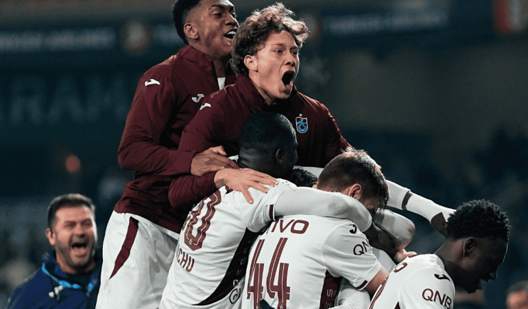 Trabzonspor, Başakşehir karşısında son dakikada güldü: 4-3