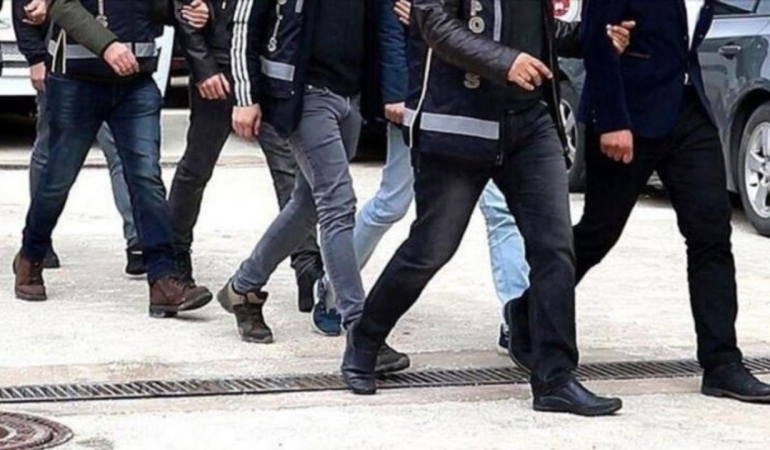 İzmir merkezli IŞİD operasyonu: 26 gözaltı