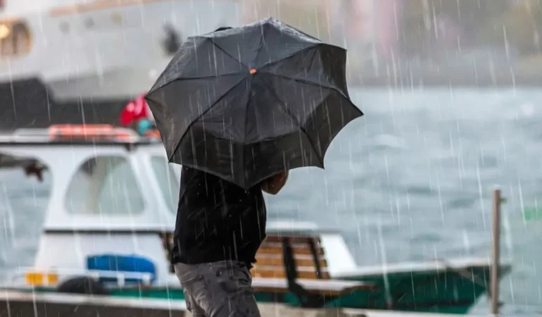 AKOM’dan İstanbul için yılbaşı uyarısı: Dondurucu soğuk ve yağış geliyor