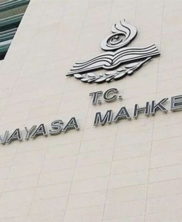 AYM, yüzde 12'lik kanuni faiz artış oranı düzenlemesini iptal etti:
