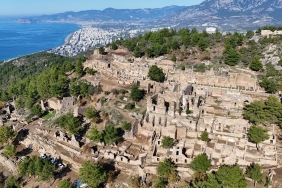 Antalya'daki Syedra Antik Kenti'nin zeytinyağı üretim merkezi olduğu belirlendi