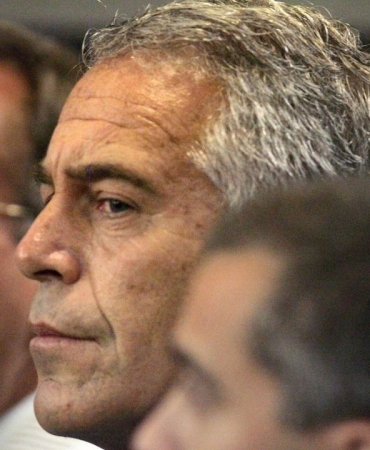 Epstein belgelerinde Clinton ve ünlü isimlerin fotoğrafları ortaya çıktı