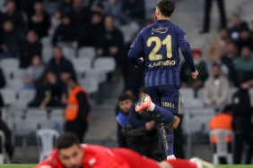 Fenerbahçe, Eyüpspor karşısında 3 puanı 3 golle aldı