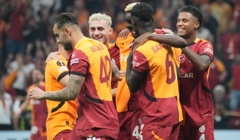Galatasaray ilk yarıyı lider bitirmek için sahaya çıkıyor