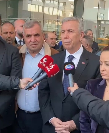 Gülşah Durbay'a Mansur Yavaş’tan geçmiş olsun ziyareti