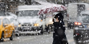 Hatay'da 10 ilçede kar nedeniyle eğitime 1 gün ara verildi