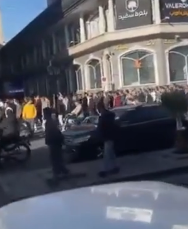 İran'da riyaldeki değer kaybı sonrası başlayan protestolar farklı kentlere yayıldı